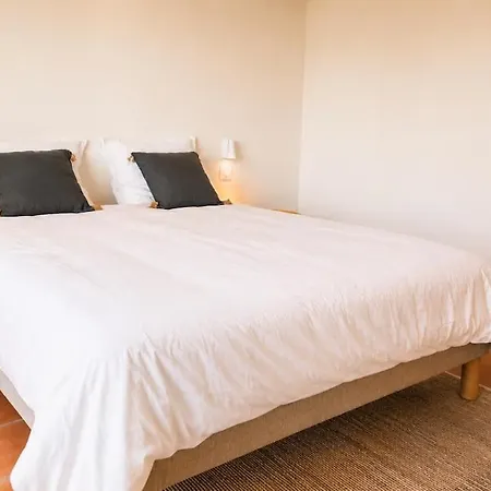 Avec Piscine Et Vue A