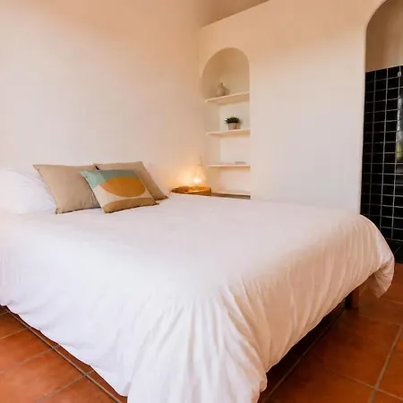 Avec Piscine Et Vue à Villa